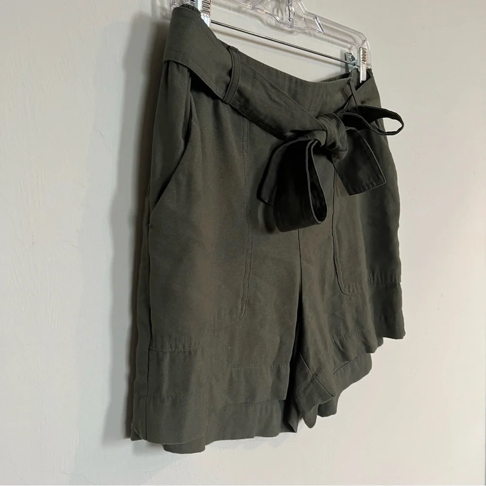 A New Day-Women's High-Rise Pleat Front Shorts - Olive, Size: M - Picture 3 of 11